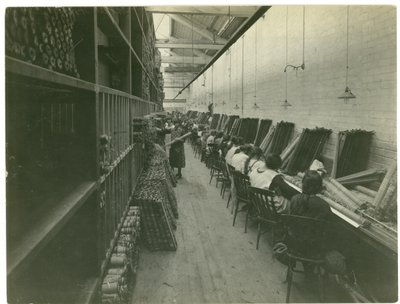 Enhebrado Axminster, fábrica de alfombras, 1923 de English Photographer